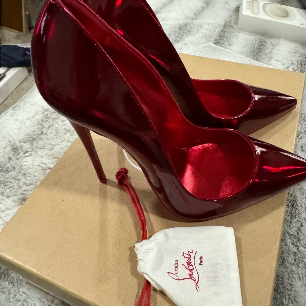 Christian Louboutin Red Heels with Pointed Toe and High Stiletto